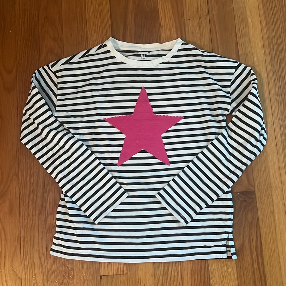 Gap, girls navy and white striped long sleeve. Size Large.